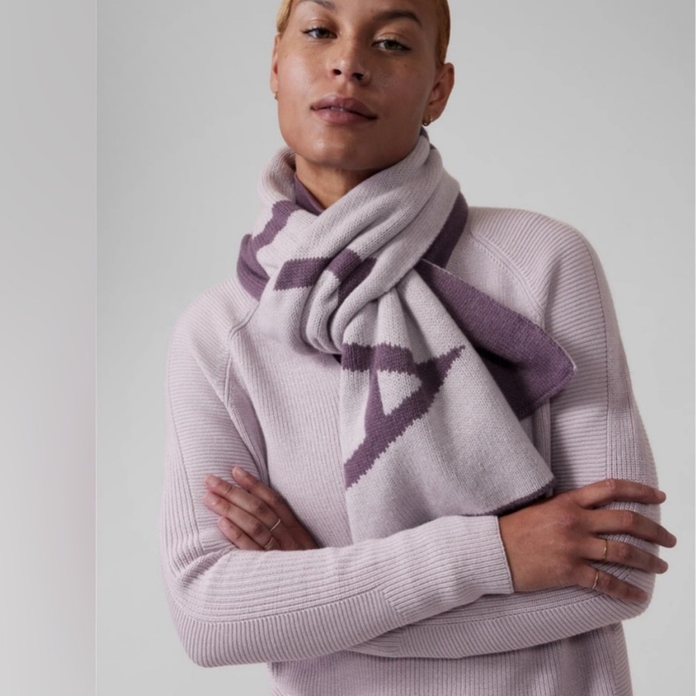 Athleta purple reversible scarf